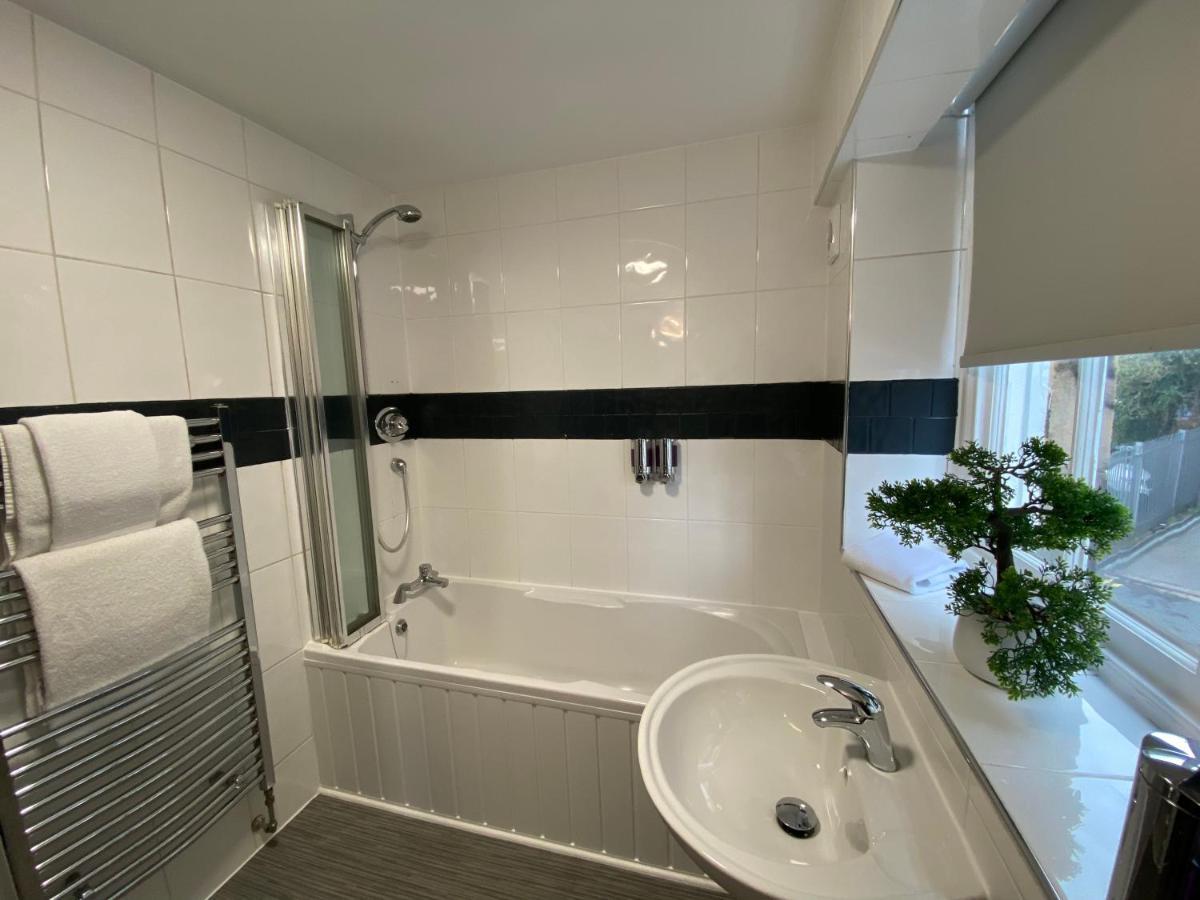 Crows Hotel Ланкастер Экстерьер фото