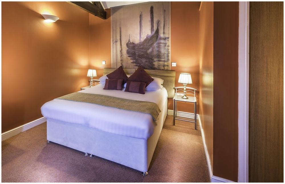 Crows Hotel Ланкастер Экстерьер фото
